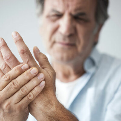 Causes and Symptoms of Rheumatoid Arthritis