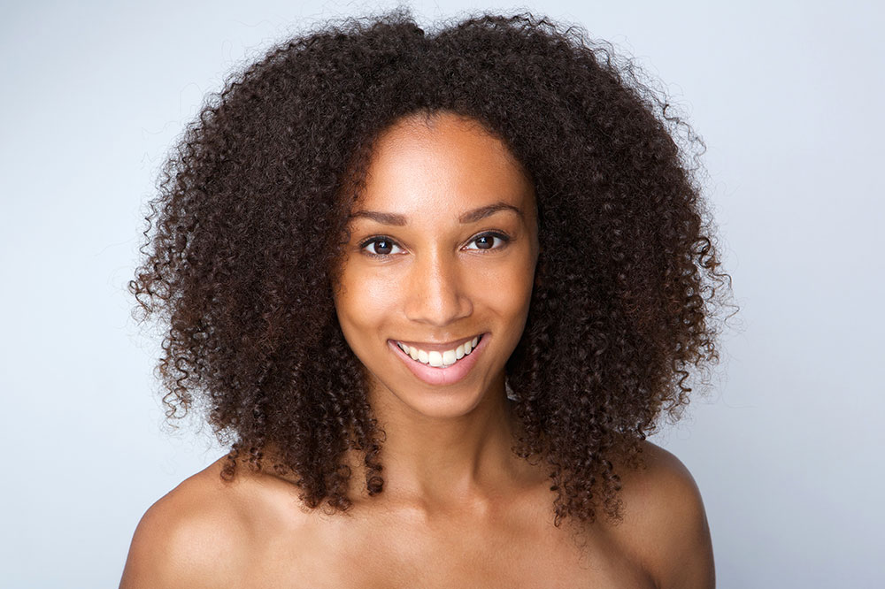 Things to Consider While Buying Foundation for Dark Complexion